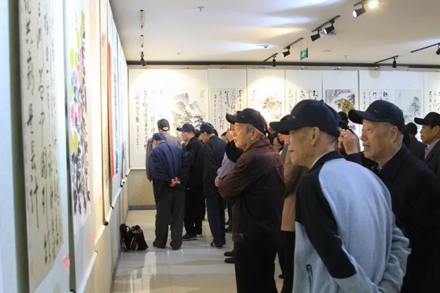 2相山区纪念改革开放40周年”书画展.jpg